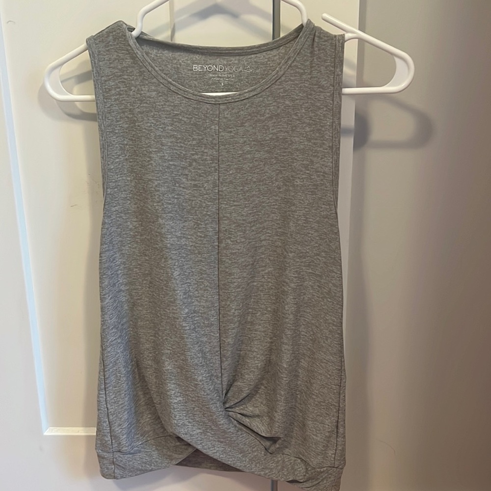 Beyond Yoga Tank Size Small